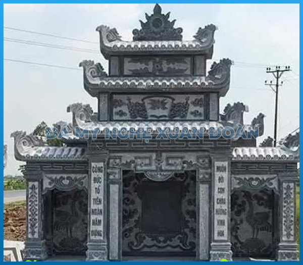 <b>LĂNG MỘ ĐÁ</B>